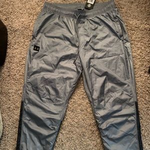 BRAND NEW UNDER ARMOUR UNTOUCHABLE WIND PANTS